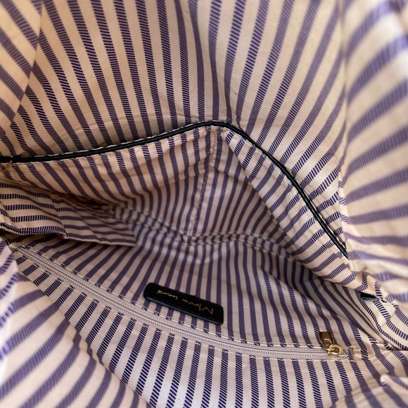 Moda Luxe Crossbody/Clutch - Picture 4 of 10